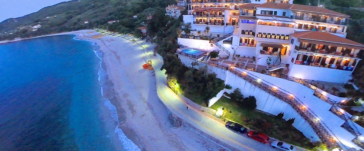 Karaoulanis Beach -Παπά νερό