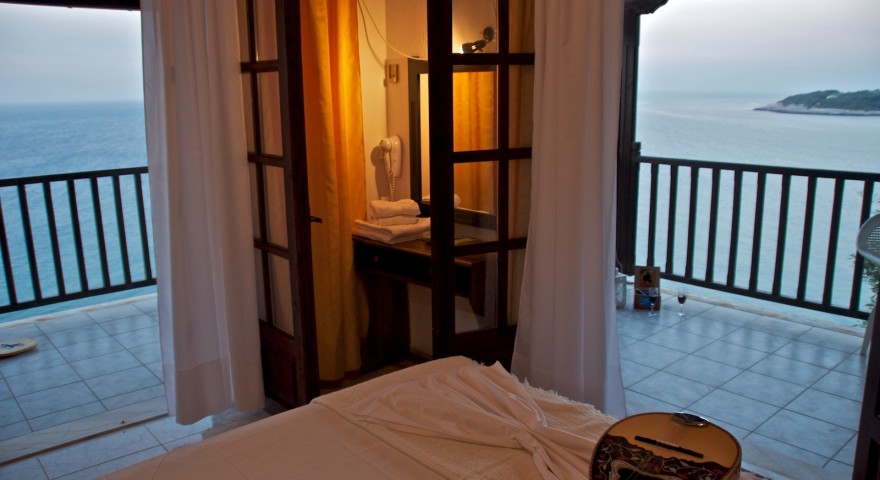 Apartment  33 bedroom 