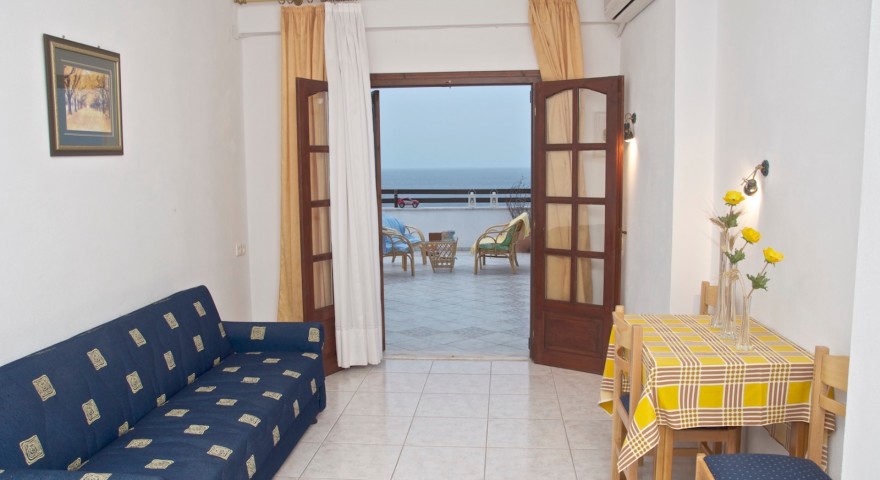 Suite 27 living room